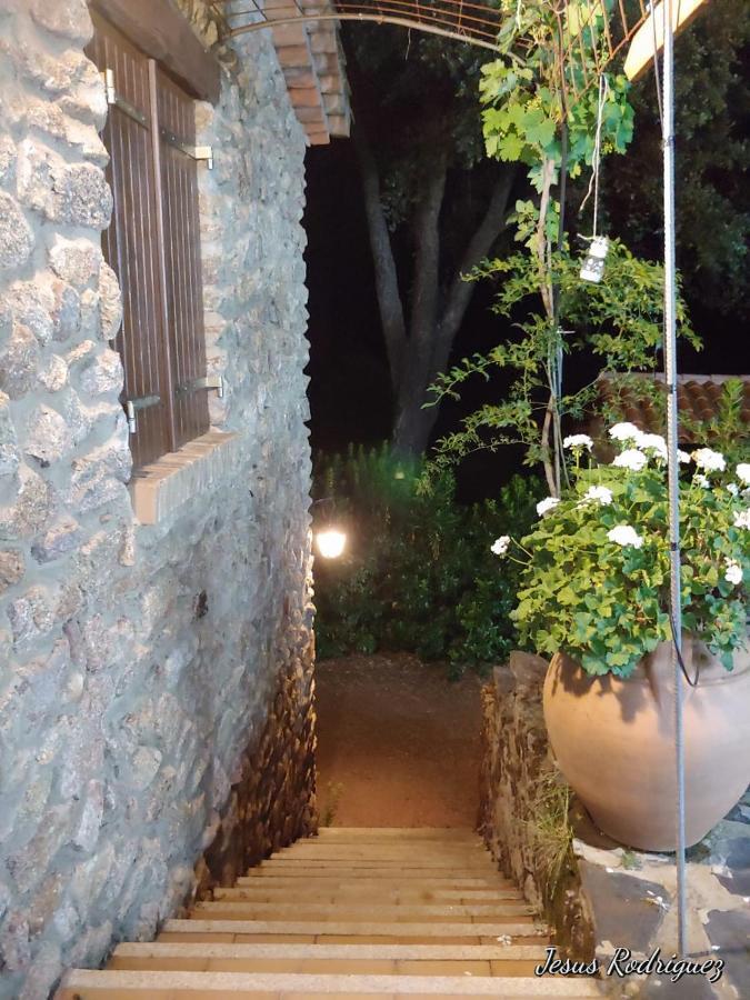 La Simona Casa Rural Perales del Puerto Exterior photo