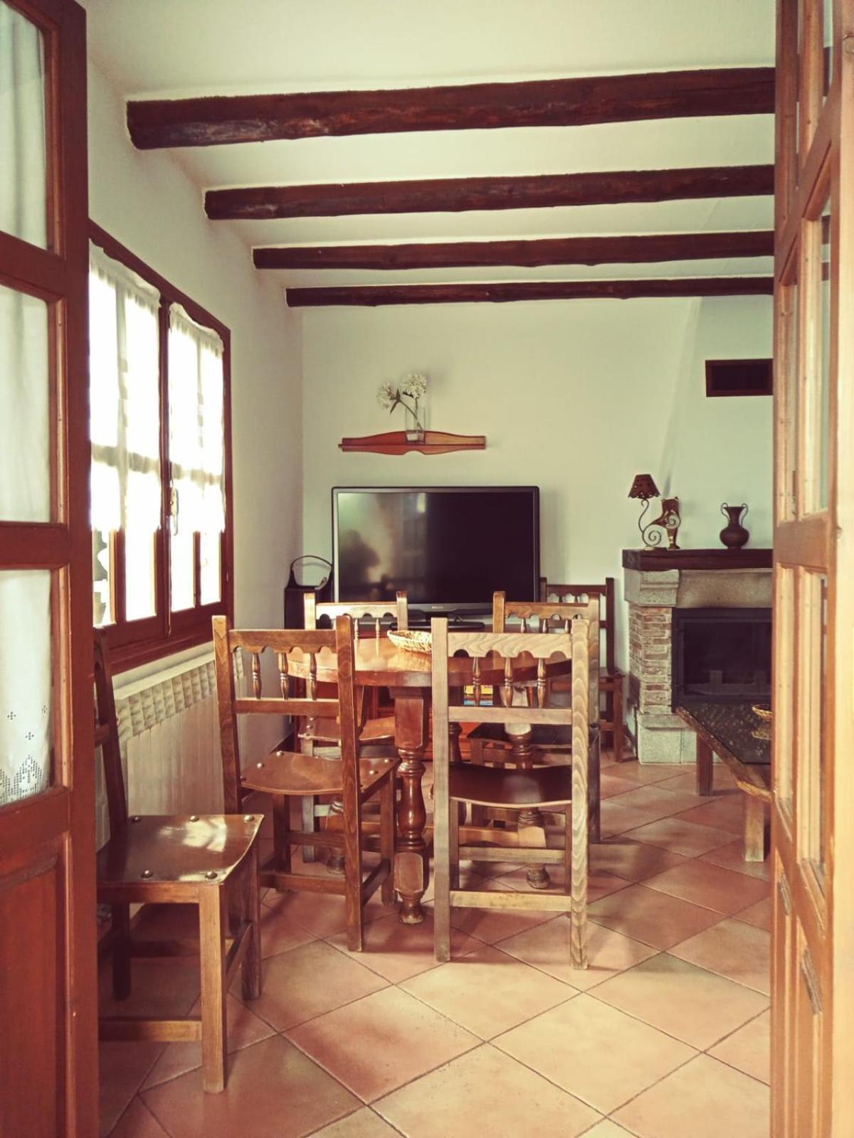 La Simona Casa Rural Perales del Puerto Exterior photo